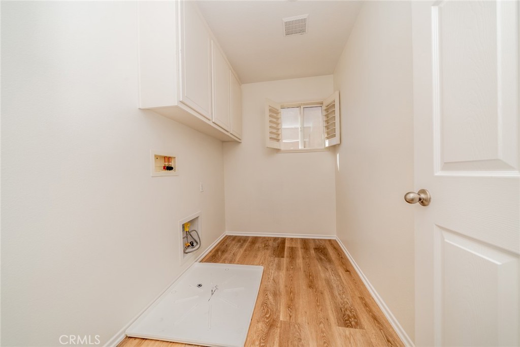 1449 Rollingwood Street Property Photo 40