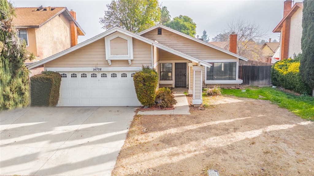 14708 Joshua Tree Avenue Property Photo