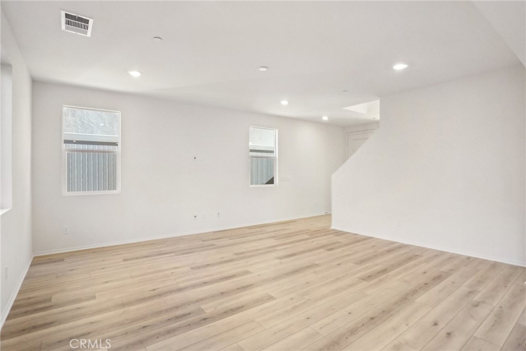 34260 Summer Lane Property Photo 8