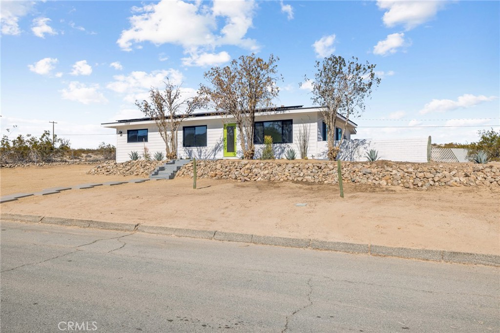 73318 Sunnyvale Drive Property Photo