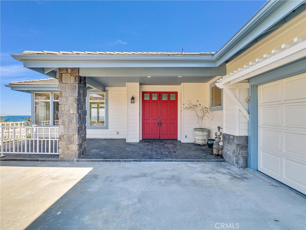 34152 Cambridge Road Property Photo 2