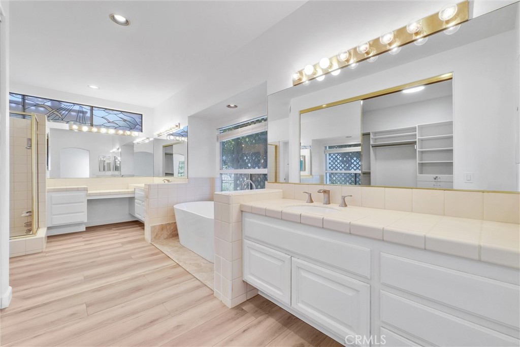 34152 Cambridge Road Property Photo 28