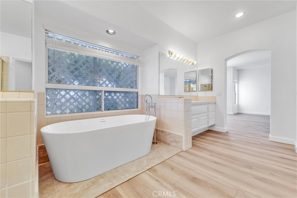 34152 Cambridge Road Property Photo 30