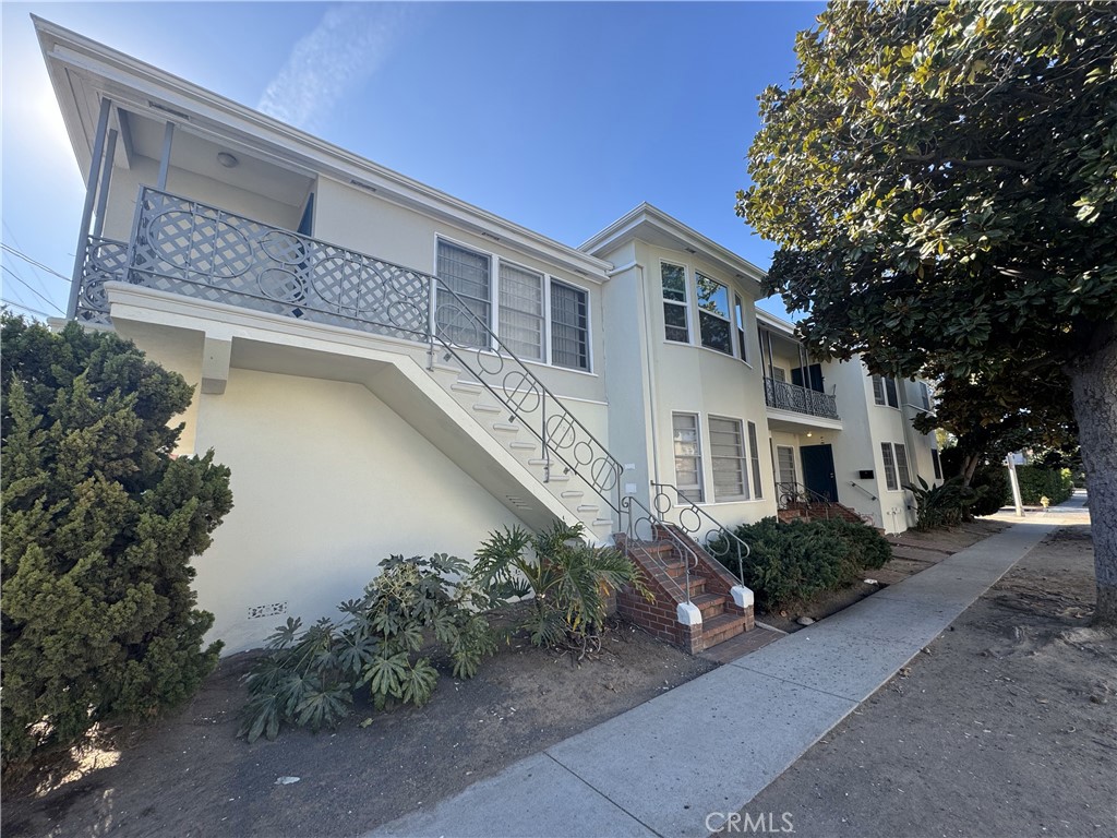 5076 Pickford Street Property Photo 1