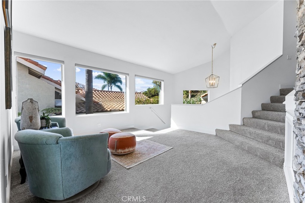 85 Palm Beach Court Property Photo 26