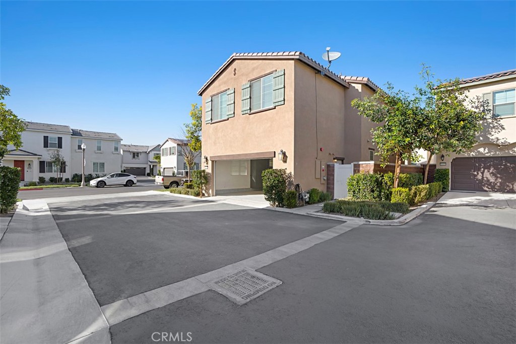 16457 Globetrotter Avenue Property Photo 6