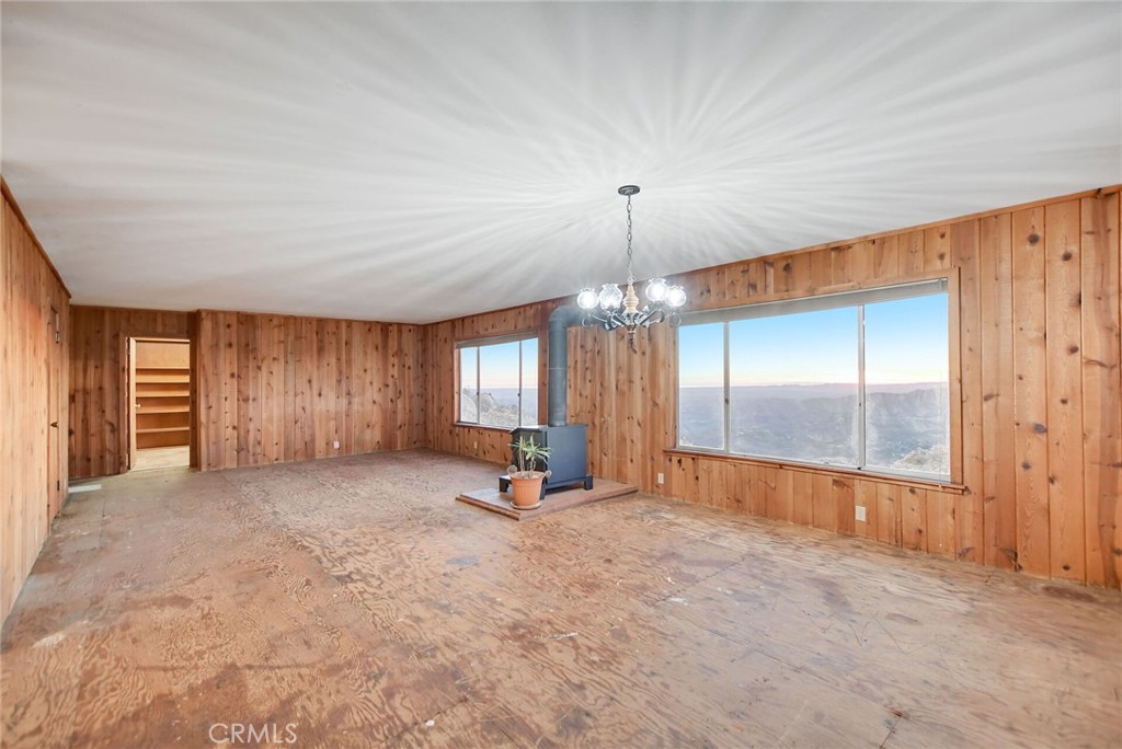 6750 Rainbow Heights Road Property Photo 17