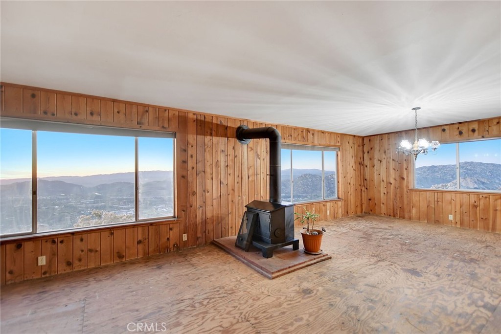 6750 Rainbow Heights Road Property Photo 18