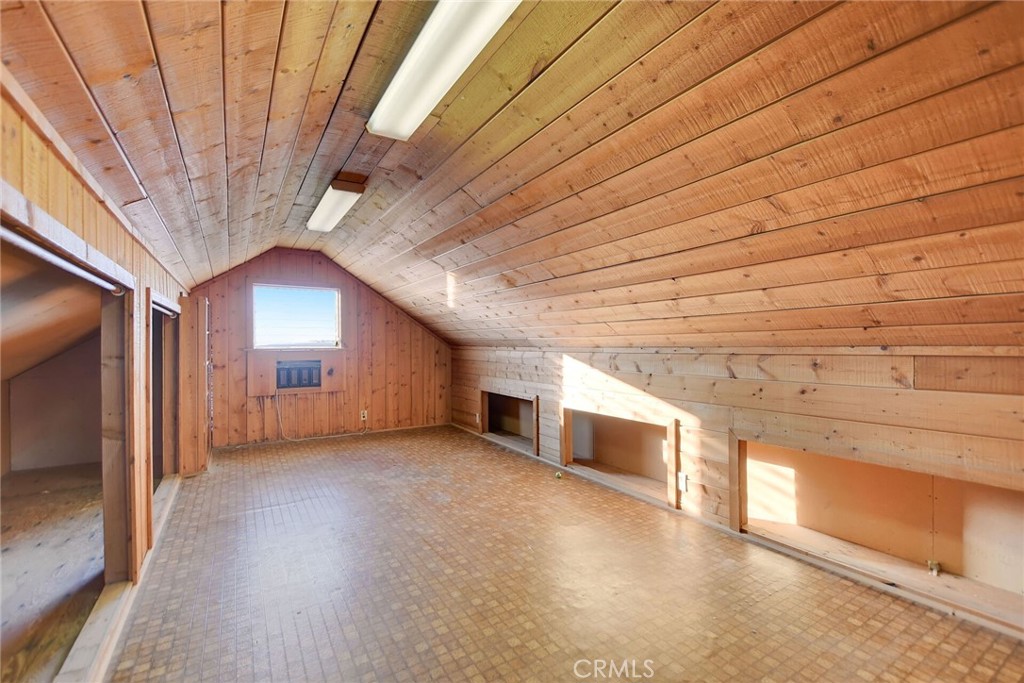 6750 Rainbow Heights Road Property Photo 33