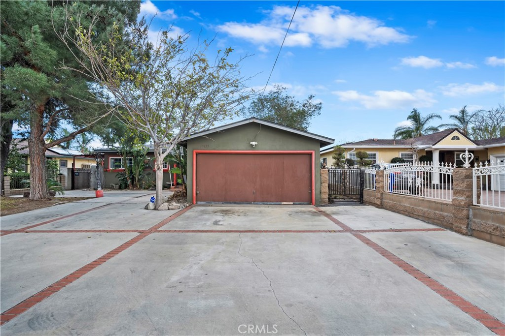 17635 Dorsey Street Property Photo 3