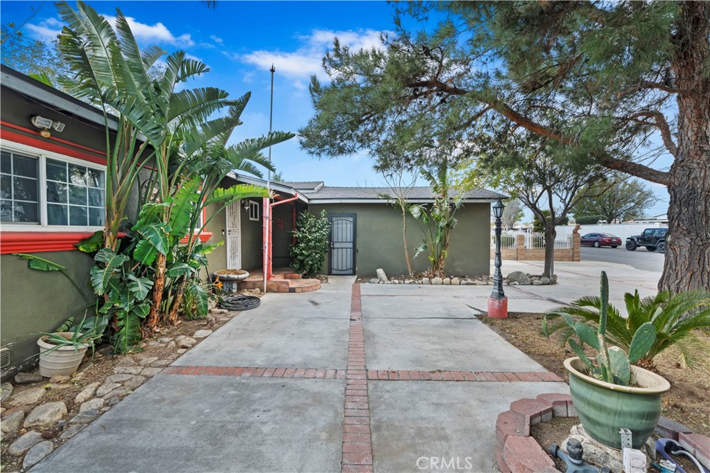 17635 Dorsey Street Property Photo 4