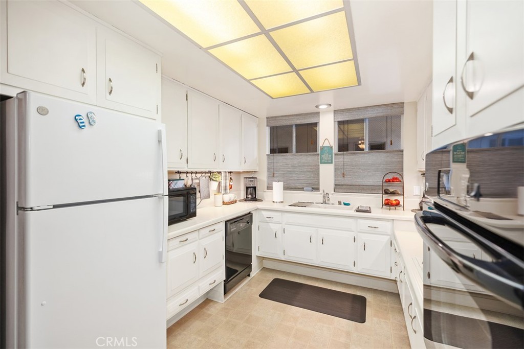 46 Calle Aragon R Property Photo 10