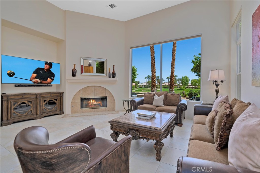 81125 Golf View Drive Property Photo 8