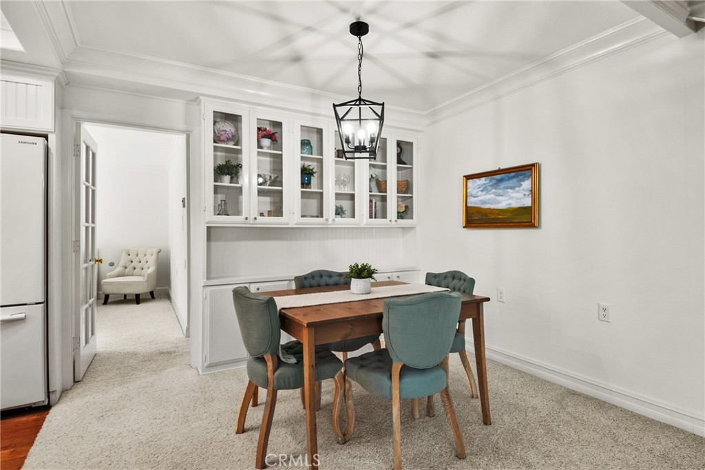 2351 Via Mariposa W A Property Photo 16