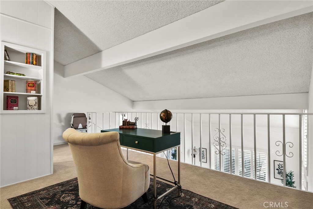 2351 Via Mariposa W A Property Photo 27