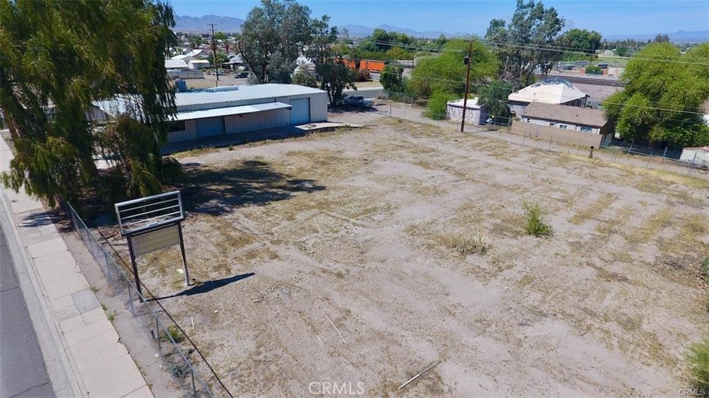 1150 W Broadway Street Property Photo 7