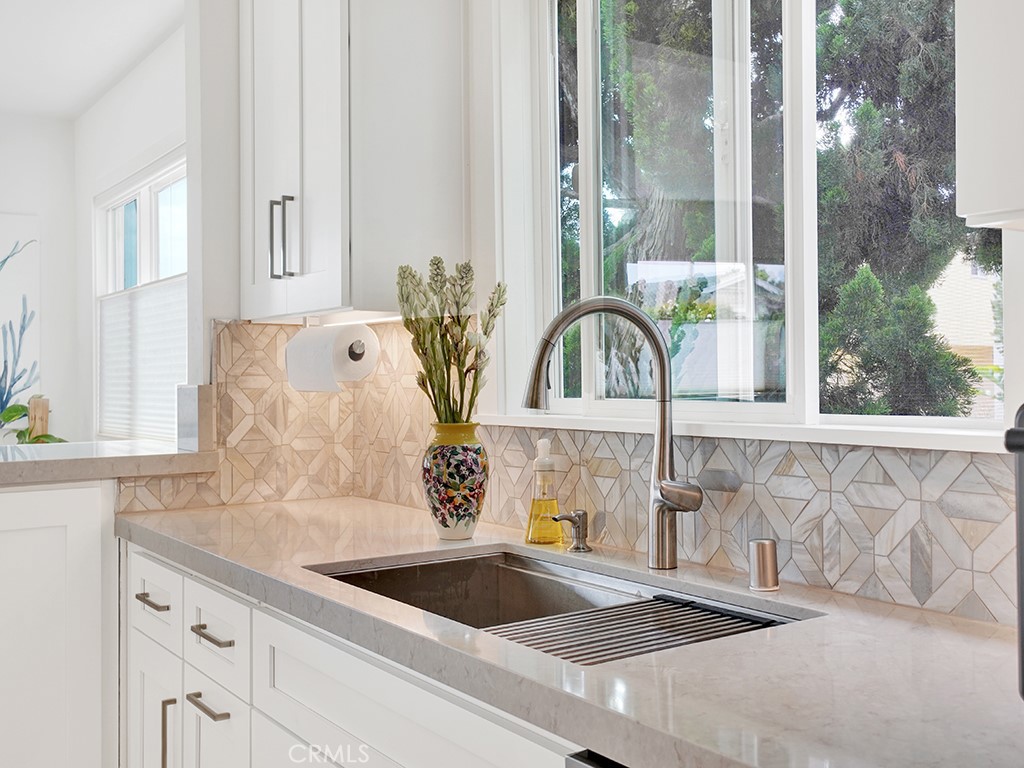 1594 Via Capri 1 Property Photo 7