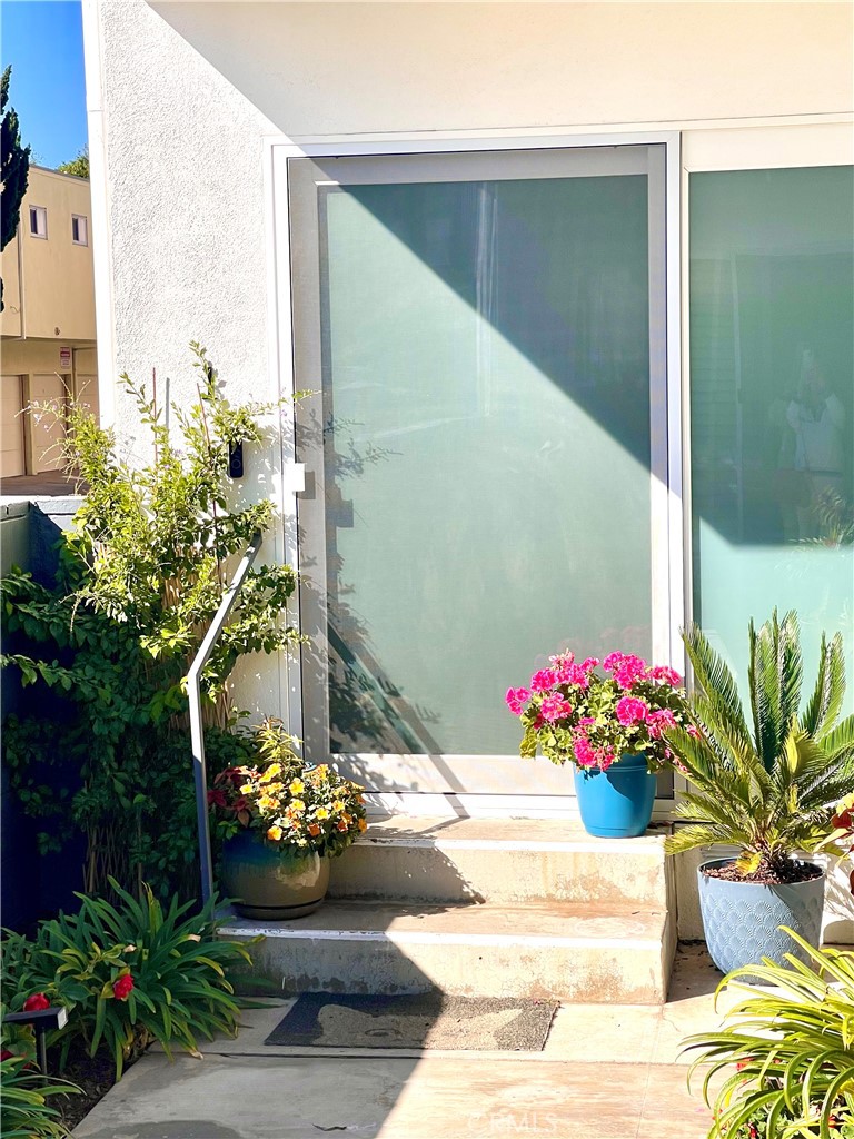 1594 Via Capri 1 Property Photo 16