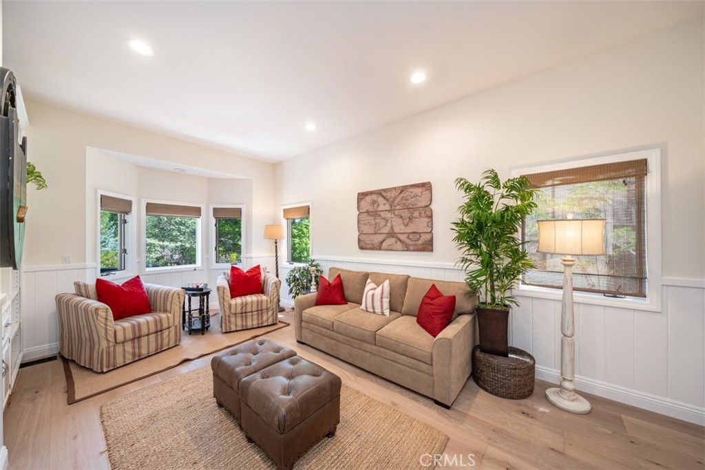 27598 Meadow Bay Drive Property Photo 24