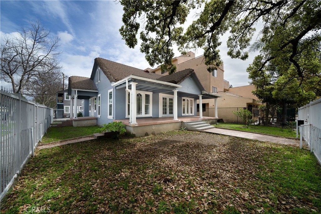 201 S Orange Avenue Property Photo