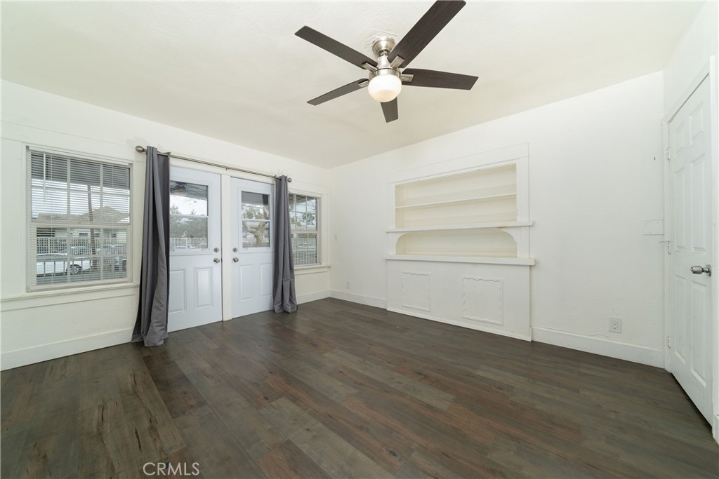 201 S Orange Avenue Property Photo 12
