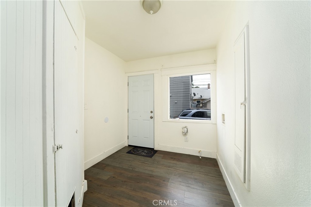 201 S Orange Avenue Property Photo 13