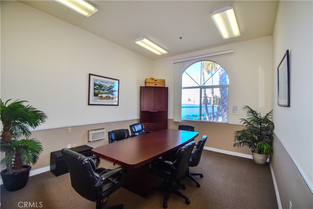 17284 Newhope Street Property Photo 10