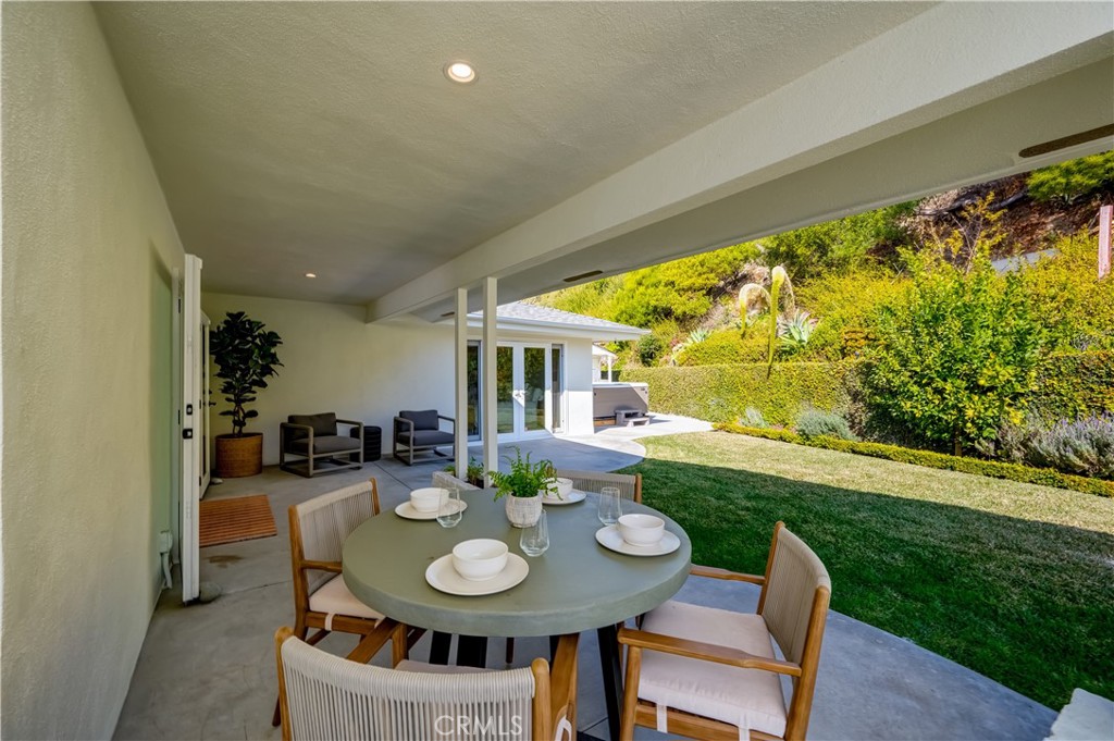 1805 Arriba Linda Property Photo 44
