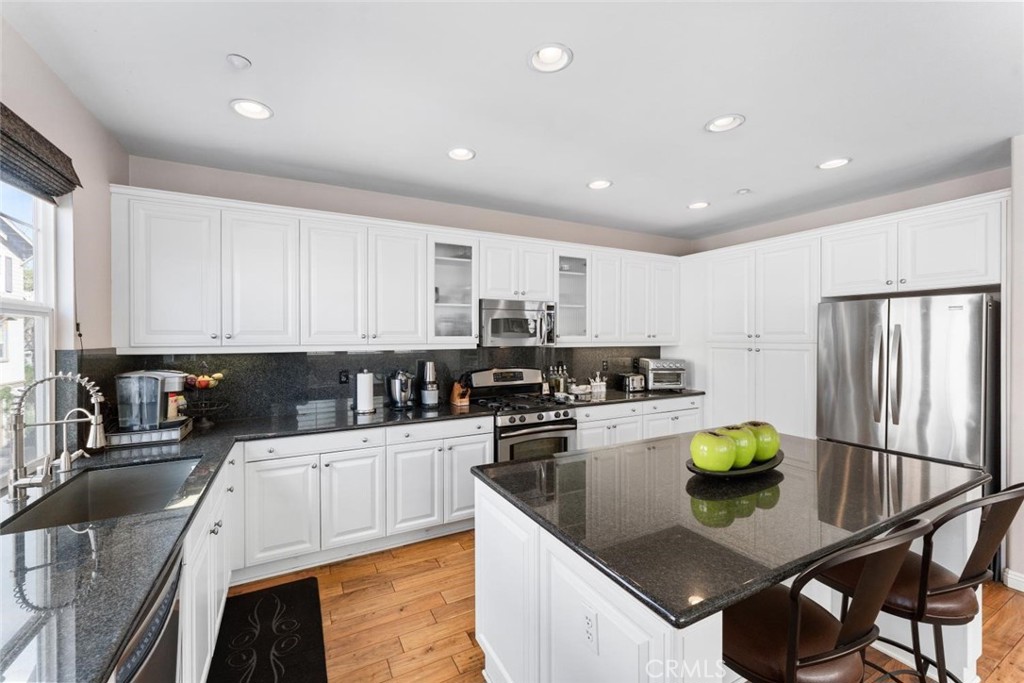22 Arlington Street Property Photo 24