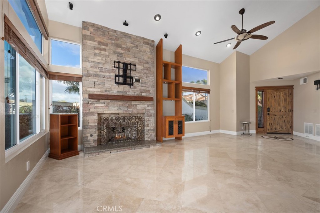 33551 Sandcastle Court Property Photo 9