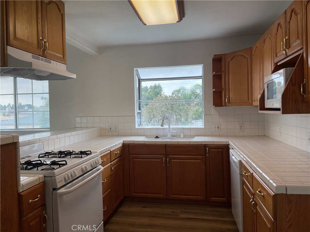 4891 Grace Avenue Property Photo 10