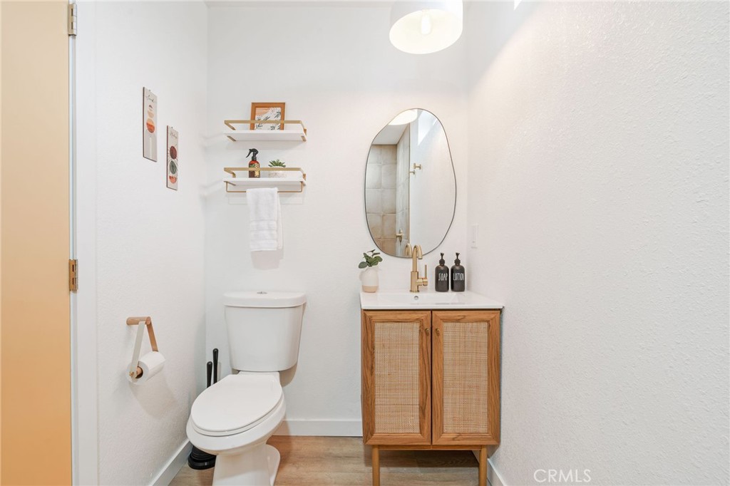 62046 Mountain View Circle Property Photo 26