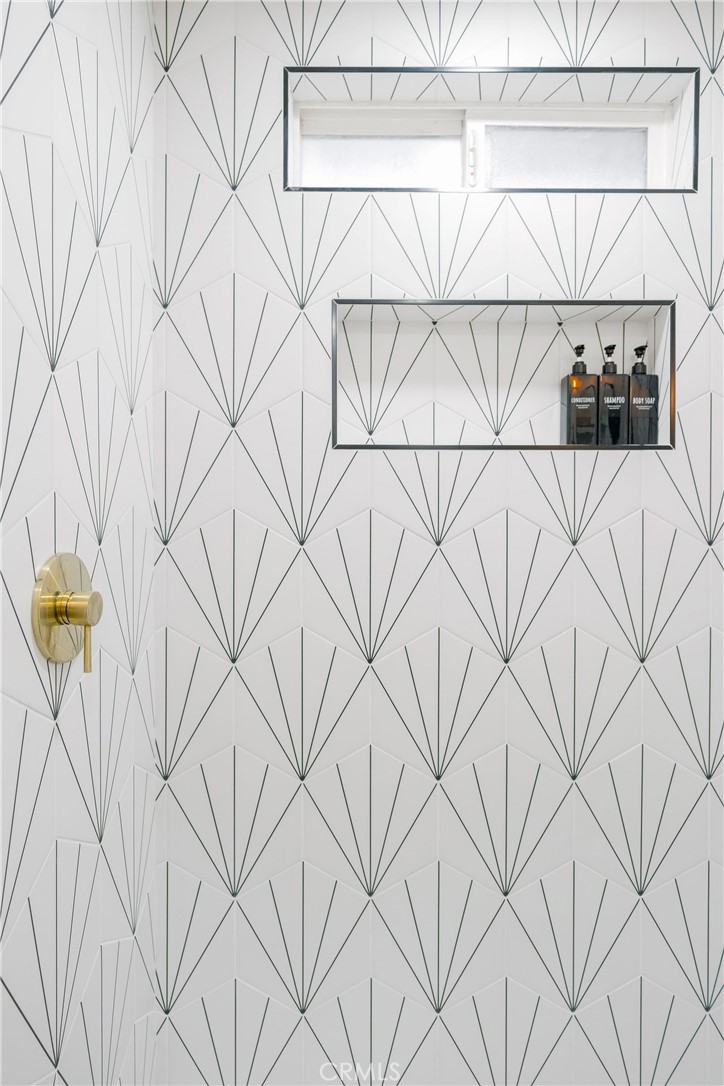 62046 Mountain View Circle Property Photo 39