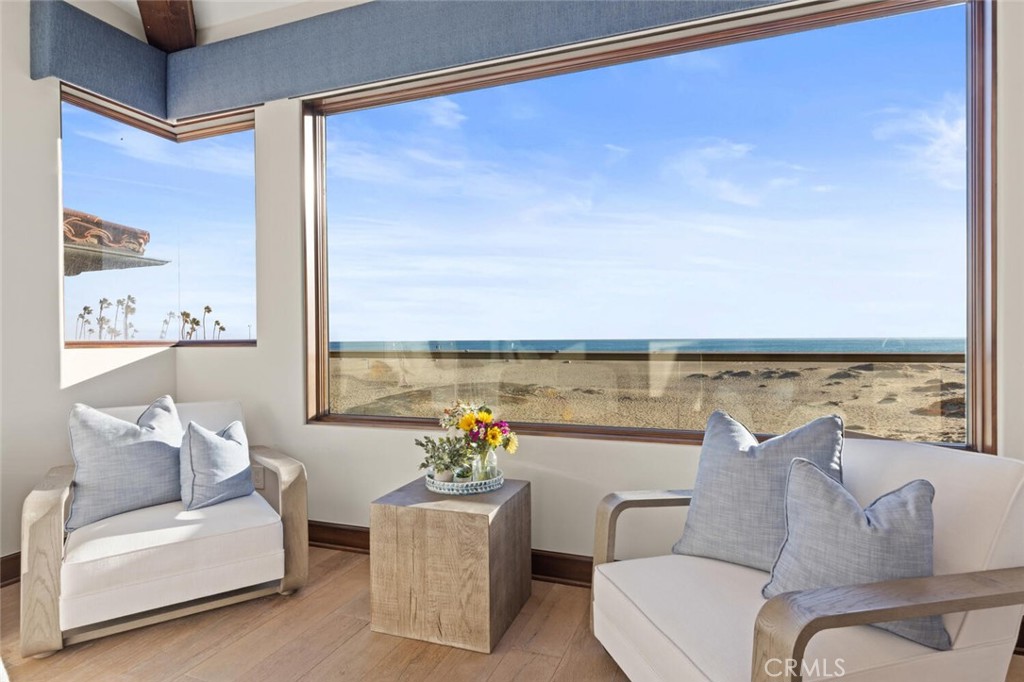 310 E Oceanfront Property Photo 18