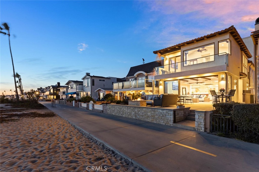 310 E Oceanfront Property Photo 43