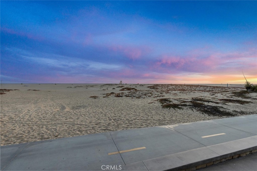 310 E Oceanfront Property Photo 51