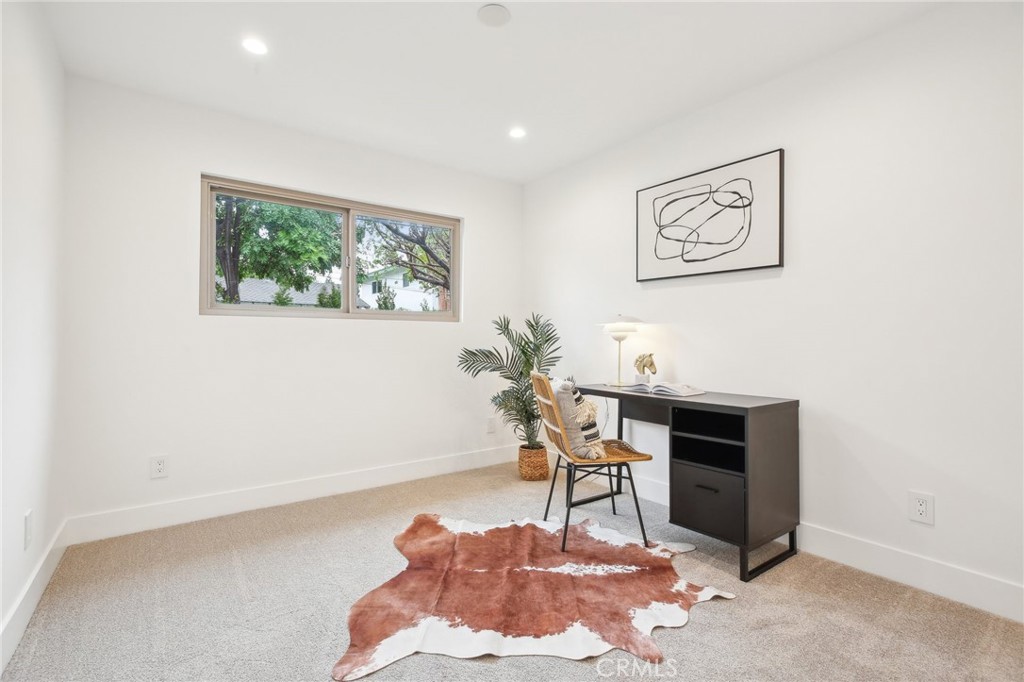 1147 Charleston Street Property Photo 14