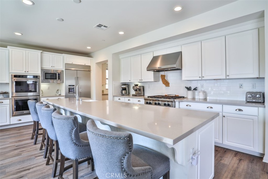 6 Volanta Court Property Photo