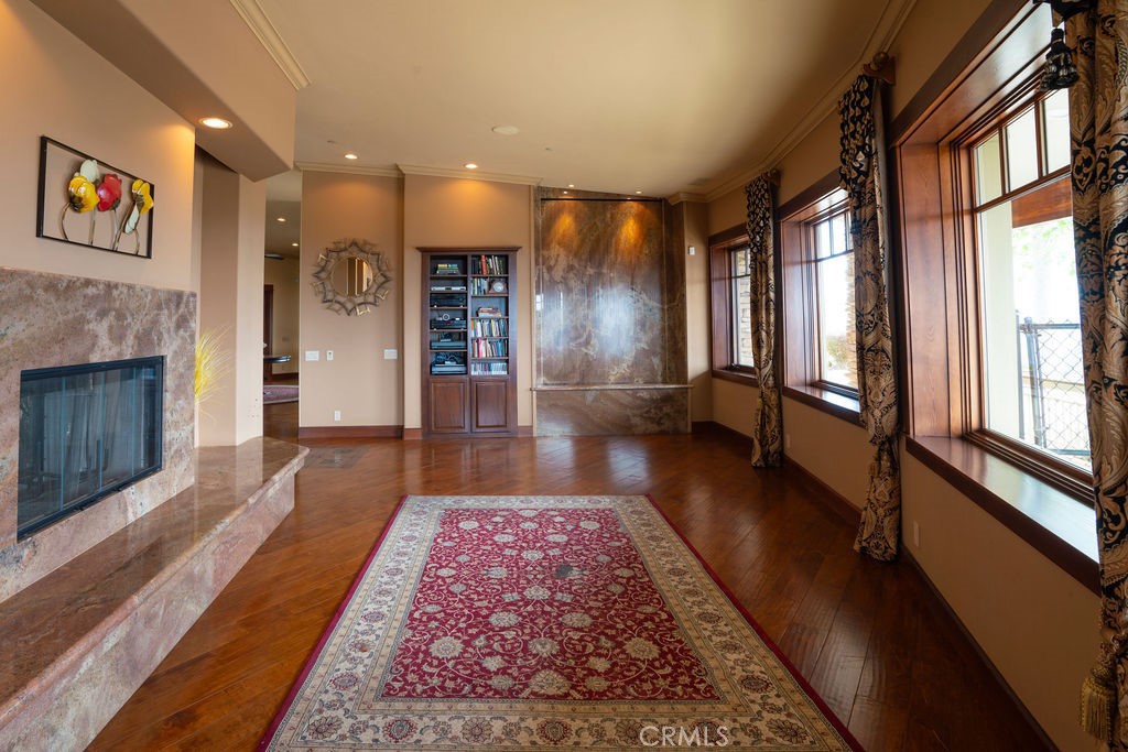 2284 Sunshine Mountain Road Property Photo 3