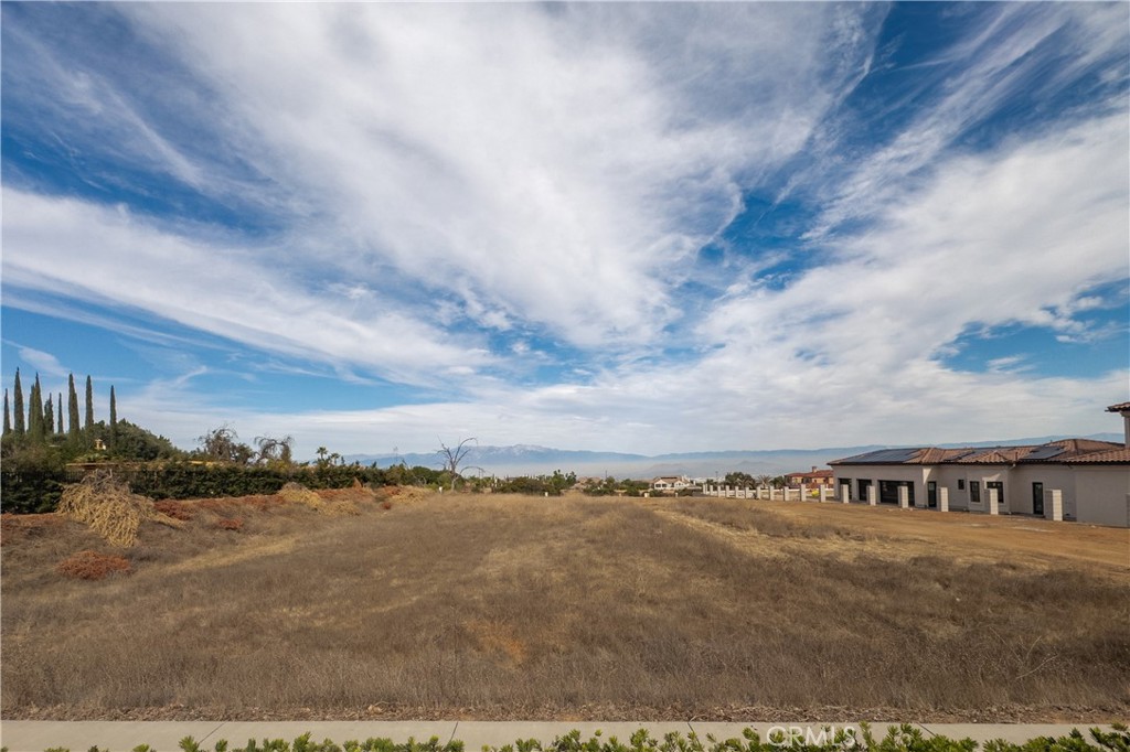 1127 Casper Circle Property Photo 4