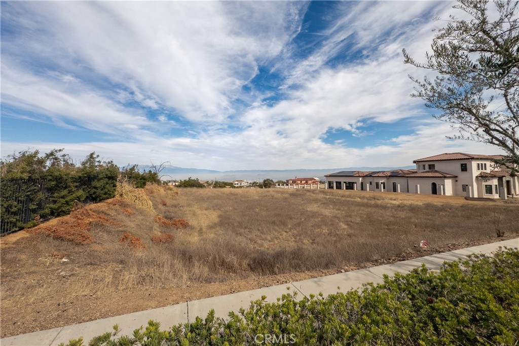 1127 Casper Circle Property Photo 5