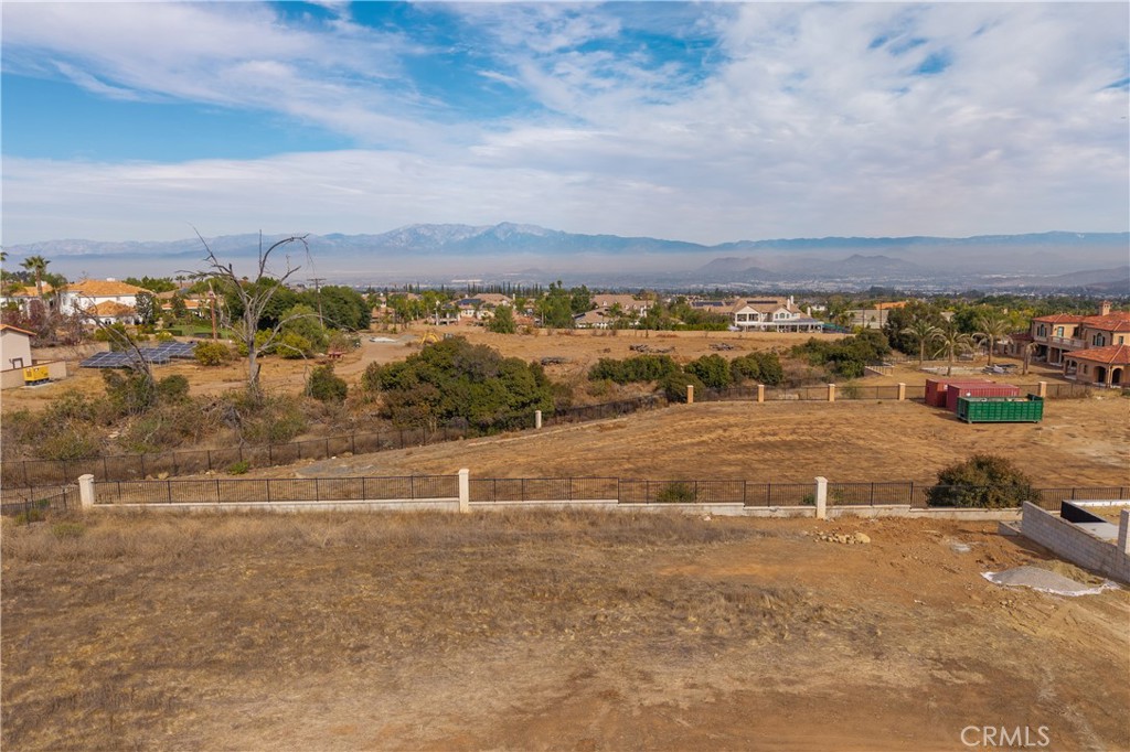 1127 Casper Circle Property Photo 8