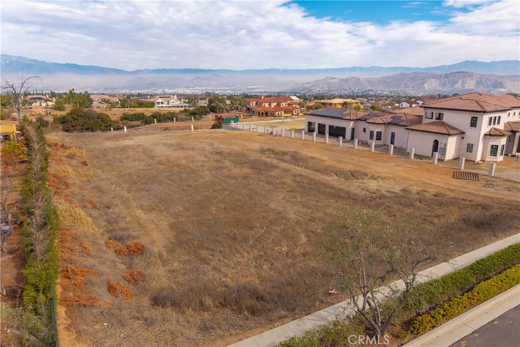 1127 Casper Circle Property Photo 9
