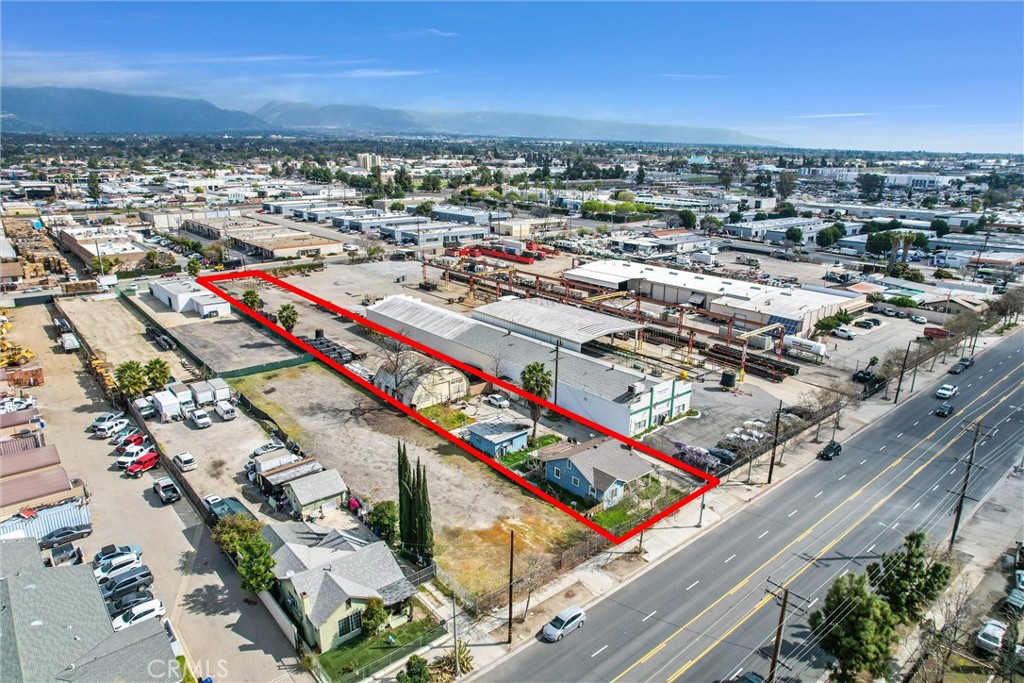 1491 E Mission Boulevard Property Photo 4