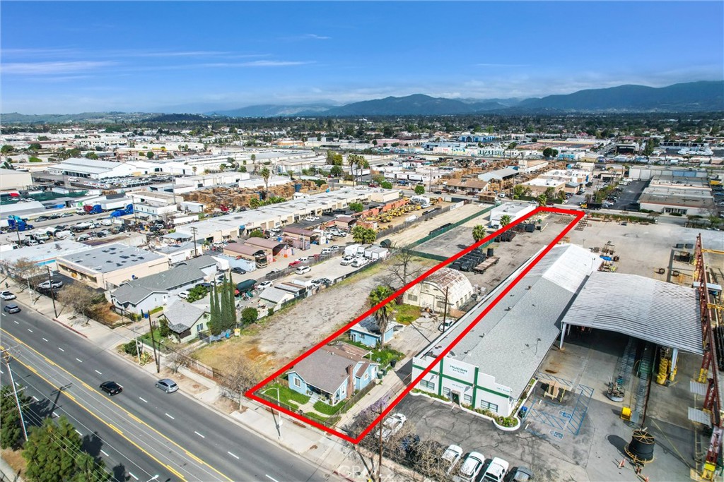 1491 E Mission Boulevard Property Photo 5