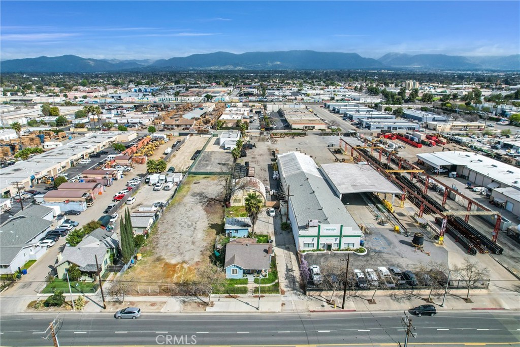 1491 E Mission Boulevard Property Photo 11