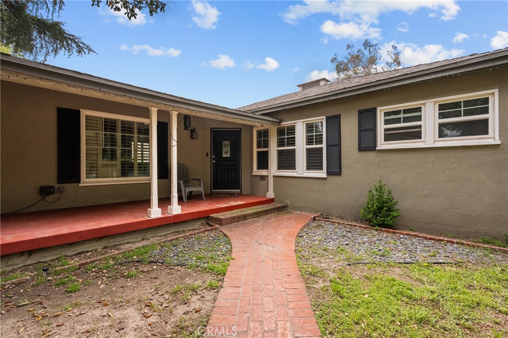 3288 N I Street Property Photo 2