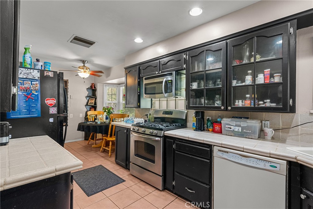 3288 N I Street Property Photo 6