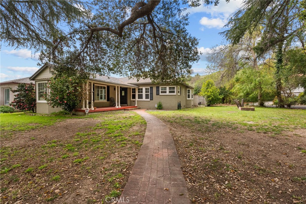 3288 N I Street Property Photo 13