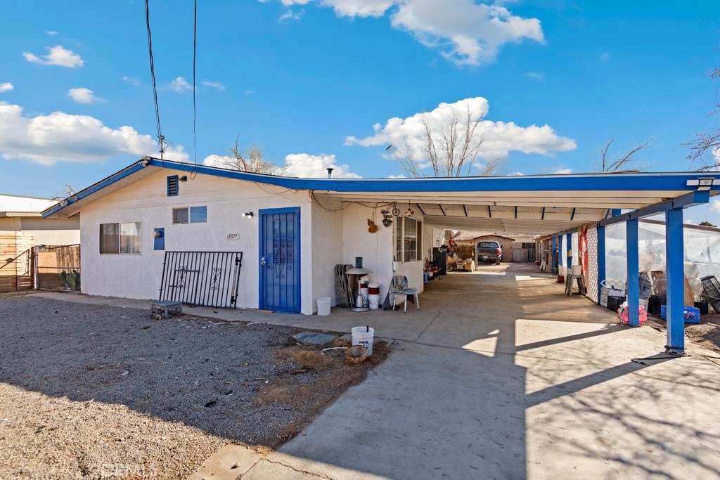 12077 Sand Avenue Property Photo 2